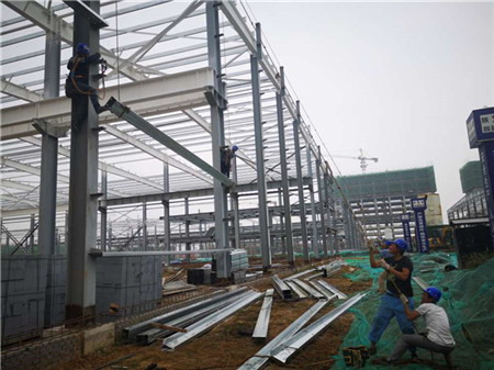 鋼結(jié)構(gòu)廠房