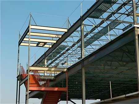 高層鋼結(jié)構(gòu)的動(dòng)力特性