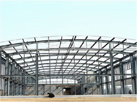 預防鋼結(jié)構(gòu)廠房變形