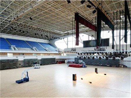 鋼結(jié)構(gòu)場(chǎng)館屋面檐溝的設(shè)計(jì)要點(diǎn)