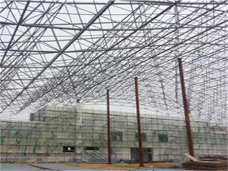 鋼結(jié)構(gòu)網(wǎng)架內(nèi)力分析